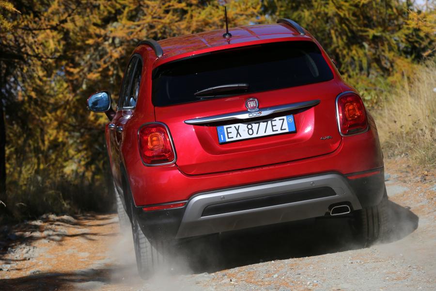  Fiat 500X Cross 2014 года  (фото 23 из 33)